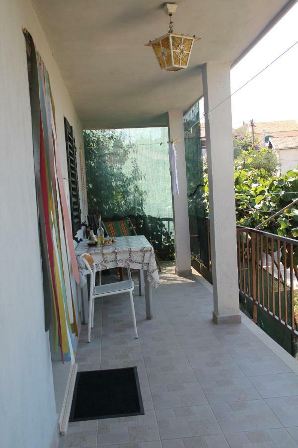 Ferienwohnung App Dujmovic Supetar Exterior foto